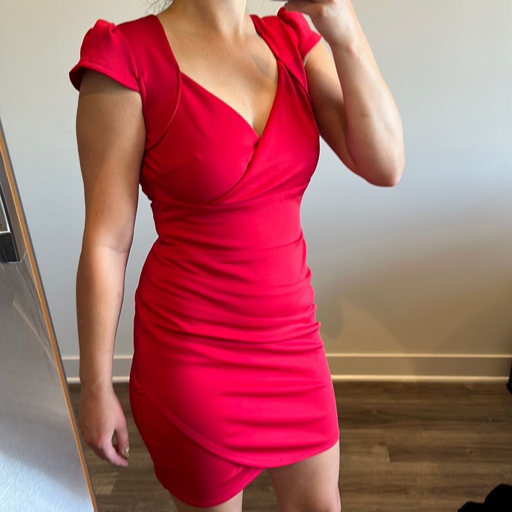 GUESS Los Angeles “Emily” Bodycon Dress Christmas/NYE/Holidays Dress